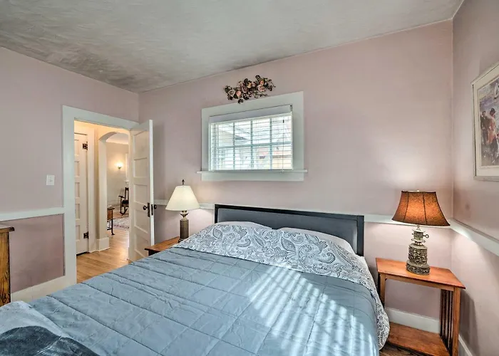 Well-equipped Cottage: 2 Mi To Rodeo! Hébergement de vacances Cody